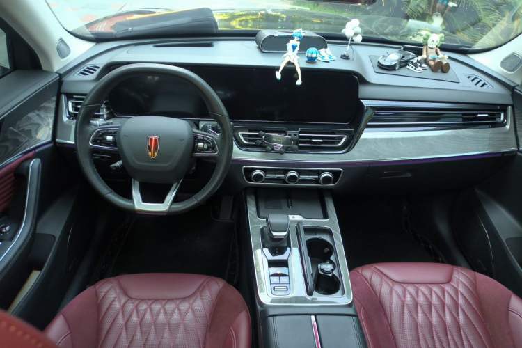 Used Hongqi HS5 2023 2.0T Four-Wheel Drive Flagship Pro Edition Center Console