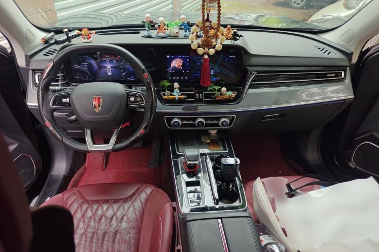 Used Hongqi HS5 2023 2.0T Qixiang Pro Edition Center Console