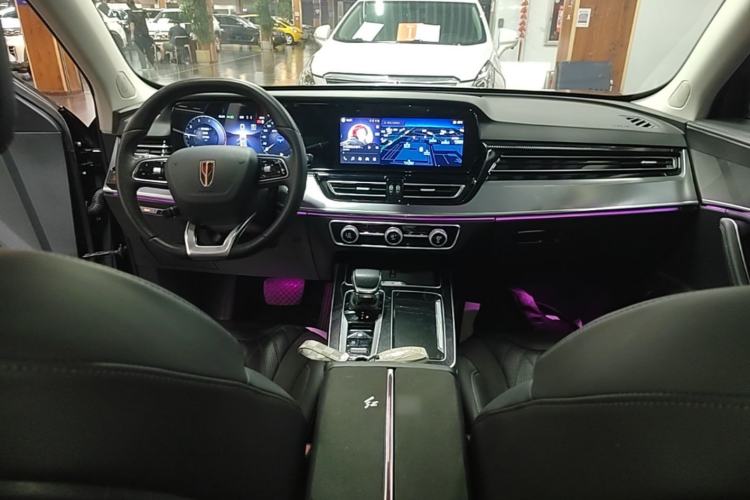 Used Hongqi HS5 2023 2.0T Qixiang Pro Edition Center Console