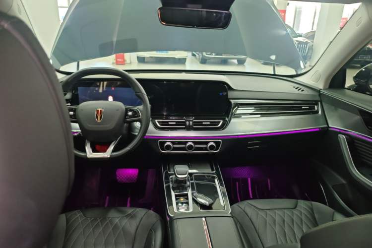 Used Hongqi HS5 2023 2.0T Four-Wheel Drive Flagship Pro Edition Center Console