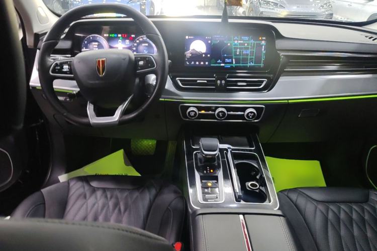Used Hongqi HS5 2023 2.0T Four-Wheel Drive Flagship Pro Edition Center Console