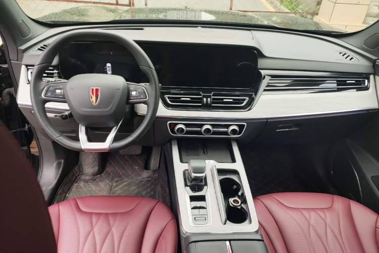 Used Hongqi HS5 2023 2.0T Four-Wheel Drive Flagship Pro Edition Center Console