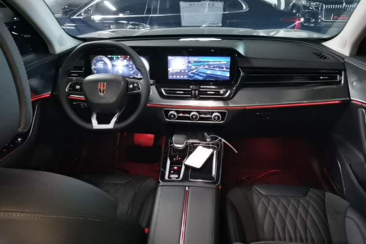 Used Hongqi HS5 2023 2.0T Qixiang Pro Edition Center Console