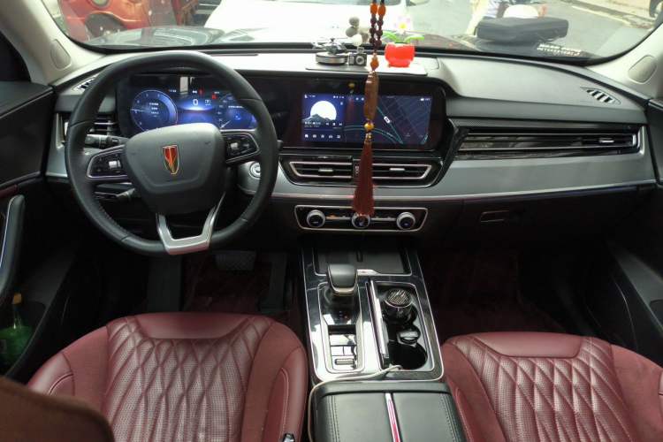 Used Hongqi HS5 2023 2.0T Qixiang Pro Edition Center Console
