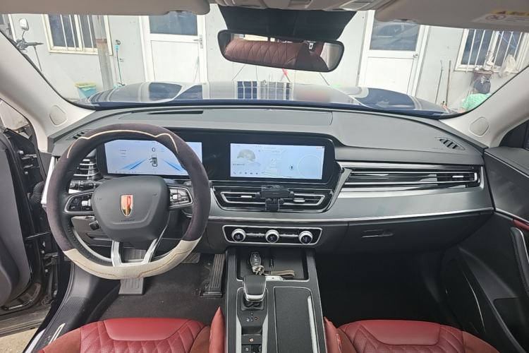 Used Hongqi HS5 2023 2.0T Qixiang Pro Edition Center Console