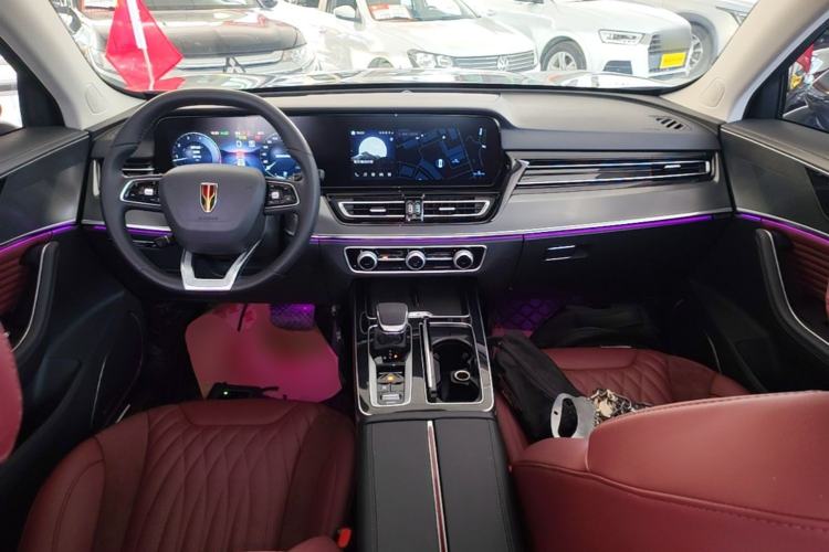 Used Hongqi HS5 2023 2.0T Qixiang Pro Edition Center Console