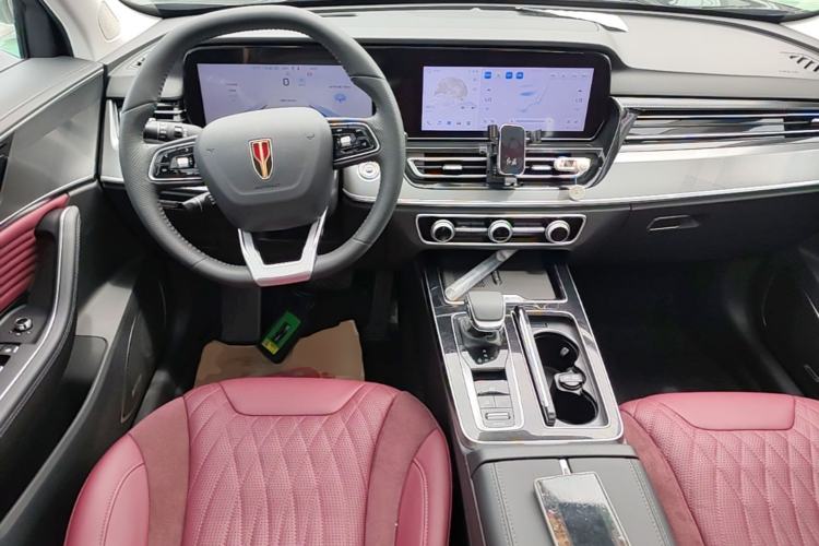 Used Hongqi HS5 2023 2.0T Four-Wheel Drive Flagship Pro Edition Center Console