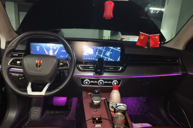 Used Hongqi HS5 2023 2.0T Qixiang Pro 500 000th Unit Commemorative Edition Center Console