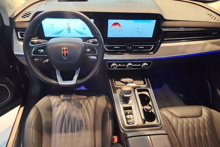 Used Hongqi HS5 2023 2.0T Qixiang Pro Edition Center Console