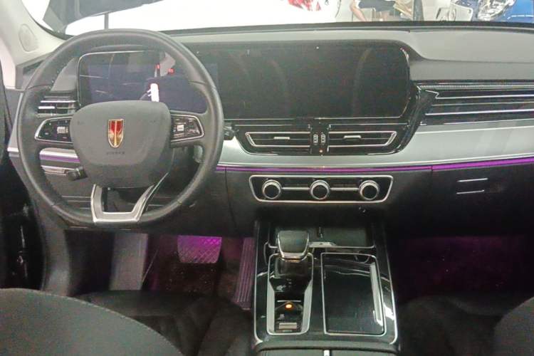 Used Hongqi HS5 2023 2.0T Qixiang Pro Edition Center Console