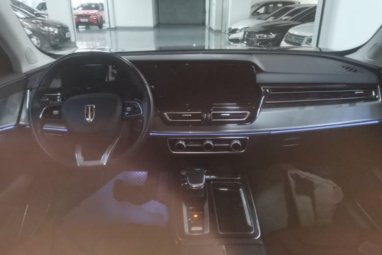 Used Hongqi HS5 2023 2.0T Qixiang Pro Edition Center Console