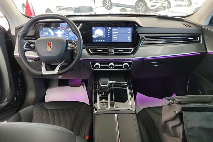 Used Hongqi HS5 2023 2.0T Four-Wheel Drive Flagship Pro Edition Center Console
