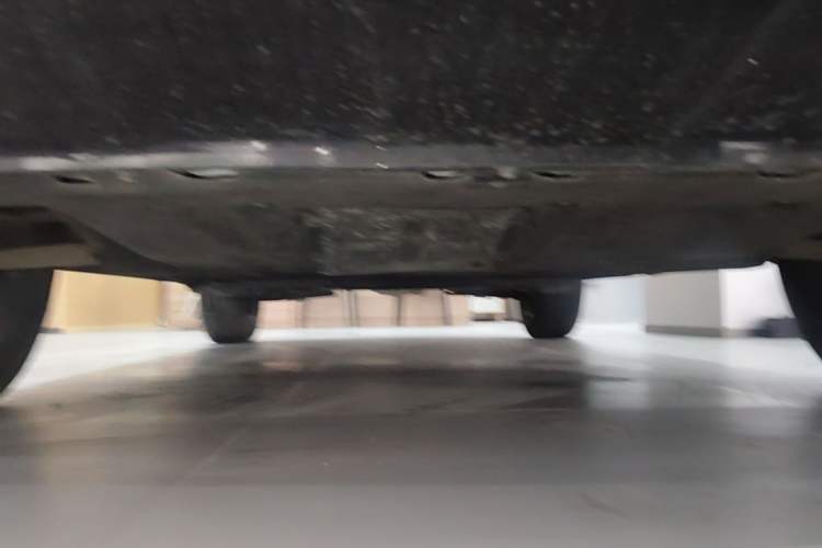 Used Hongqi HS5 2023 2.0T Qixiang Pro Edition Chassis Front