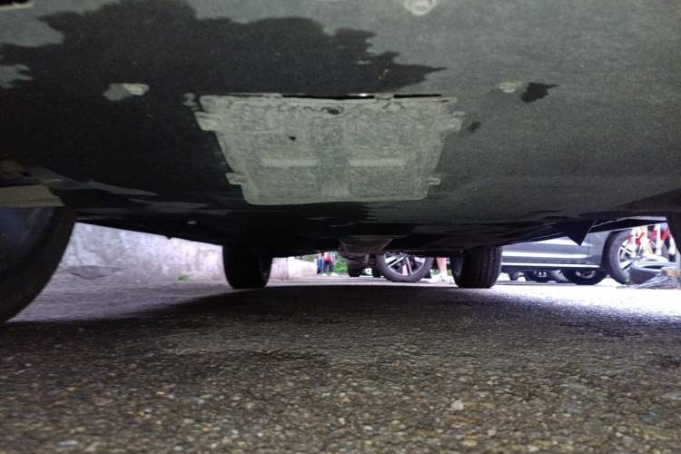 Used Hongqi HS5 2023 2.0T Four-Wheel Drive Flagship Pro Edition Chassis Front