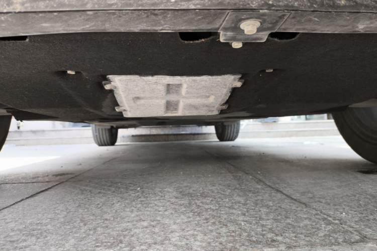 Used Hongqi HS5 2023 2.0T Qixiang Pro Edition Chassis Front