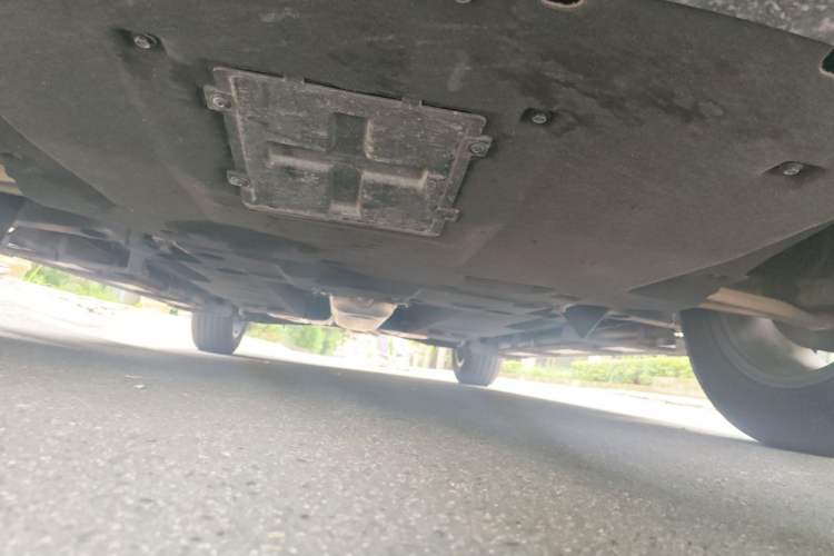 Used Hongqi HS5 2023 2.0T Qixiang Pro Edition Chassis Front