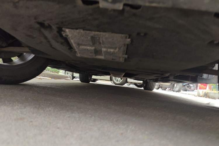 Used Hongqi HS5 2023 2.0T Qixiang Pro Edition Chassis Front