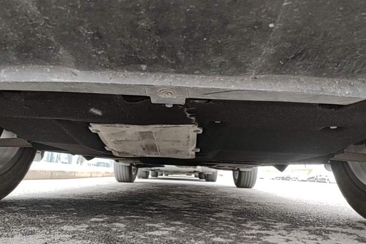 Used Hongqi HS5 2023 2.0T Qixiang Pro Edition Chassis Front