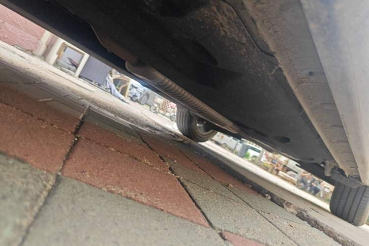 Used Hongqi HS5 2023 2.0T Qixiang Pro Edition Chassis Front Left