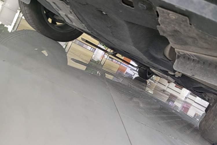 Used Hongqi HS5 2023 2.0T Qixiang Pro Edition Chassis Front Left