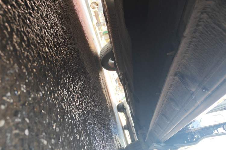 Used Hongqi HS5 2023 2.0T Qixiang Pro Edition Chassis Front Left