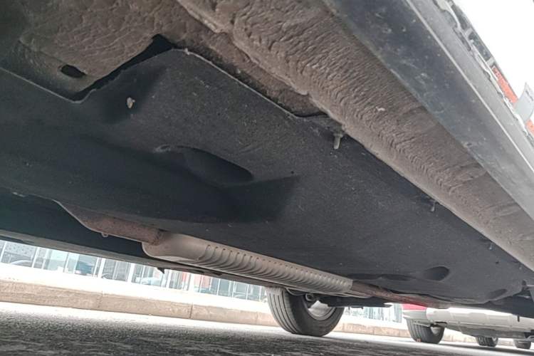 Used Hongqi HS5 2023 2.0T Qixiang Pro Edition Chassis Front Left