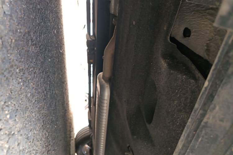 Used Hongqi HS5 2023 2.0T Qixiang Pro Edition Chassis Front Left