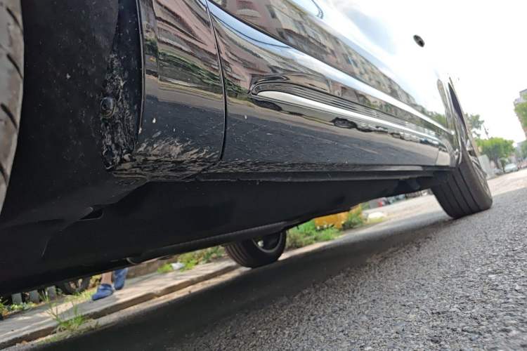 Used Hongqi HS5 2023 2.0T Four-Wheel Drive Flagship Pro Edition Chassis Front Left