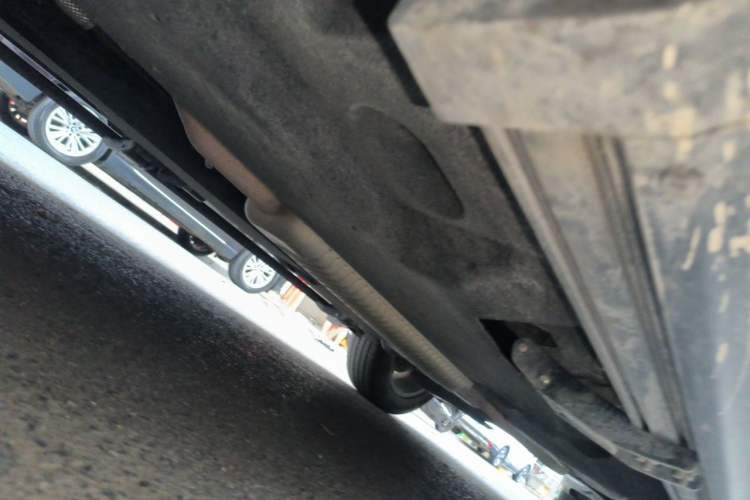 Used Hongqi HS5 2023 2.0T Qixiang Pro Edition Chassis Front Left