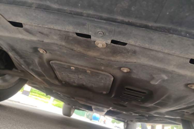 Used Hongqi HS5 2023 2.0T Qixiang Pro Edition Chassis Front