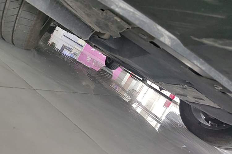Used Hongqi HS5 2023 2.0T Qixiang Pro Edition Chassis Front Right