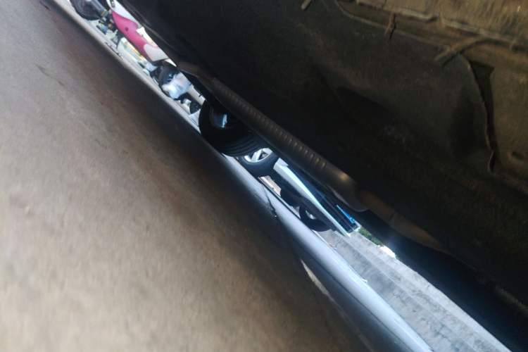 Used Hongqi HS5 2023 2.0T Qixiang Pro 500 000th Unit Commemorative Edition Chassis Front Right