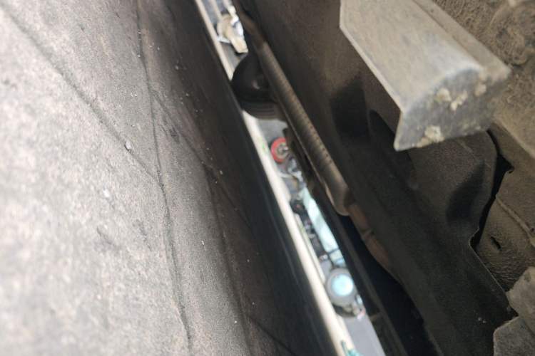 Used Hongqi HS5 2023 2.0T Qixiang Pro Edition Chassis Front Right