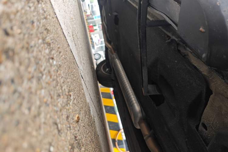 Used Hongqi HS5 2023 2.0T Qixiang Pro Edition Chassis Front Right