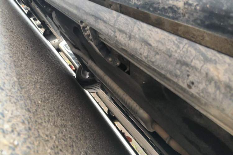 Used Hongqi HS5 2023 2.0T Qixiang Pro Edition Chassis Front Right