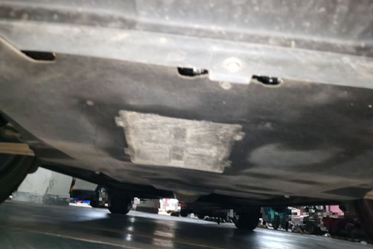 Used Hongqi HS5 2023 2.0T Qixiang Pro Edition Chassis Front