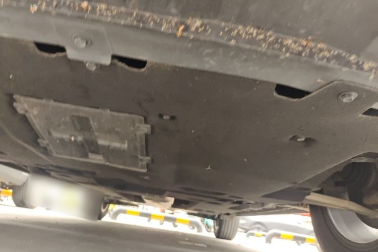 Used Hongqi HS5 2023 2.0T Qixiang Pro Edition Chassis Front