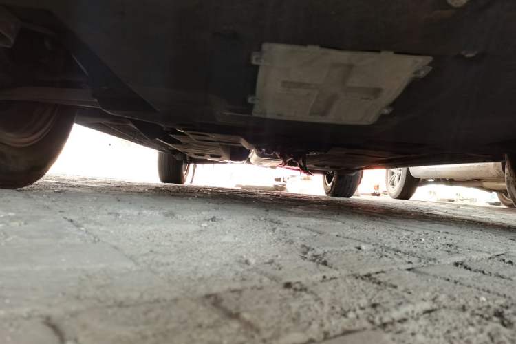 Used Hongqi HS5 2023 2.0T Qixiang Pro Edition Chassis Front