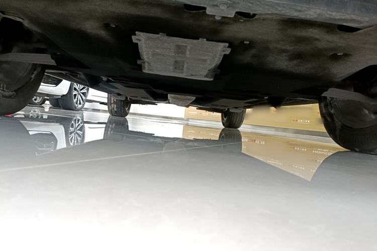 Used Hongqi HS5 2023 2.0T Qixiang Pro Edition Chassis Front