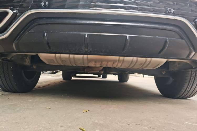 Used Hongqi HS5 2023 2.0T Qixiang Pro Edition Chassis Rear