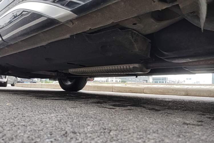 Used Hongqi HS5 2023 2.0T Qixiang Pro Edition Chassis Rear Left