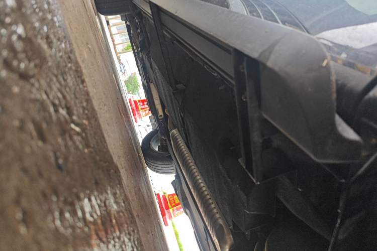 Used Hongqi HS5 2023 2.0T Qixiang Pro Edition Chassis Rear Left