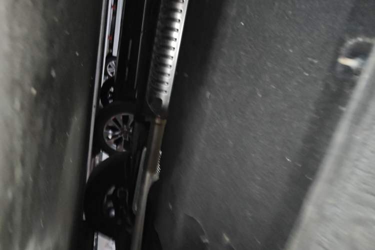 Used Hongqi HS5 2023 2.0T Qixiang Pro Edition Chassis Rear Left