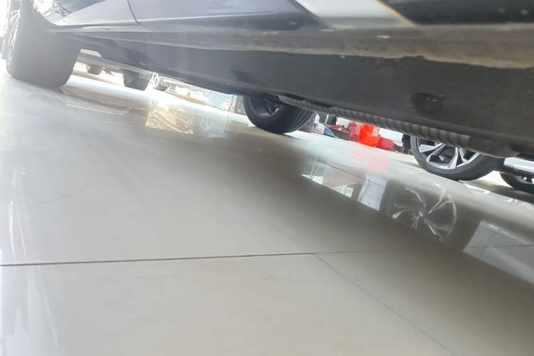 Used Hongqi HS5 2023 2.0T Four-Wheel Drive Flagship Pro Edition Chassis Rear Left