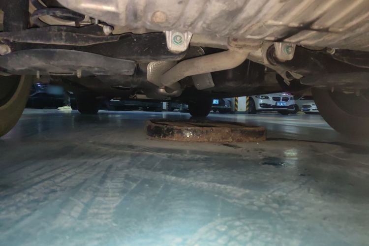 Used Hongqi HS5 2023 2.0T Qixiang Pro Edition Chassis Rear Left