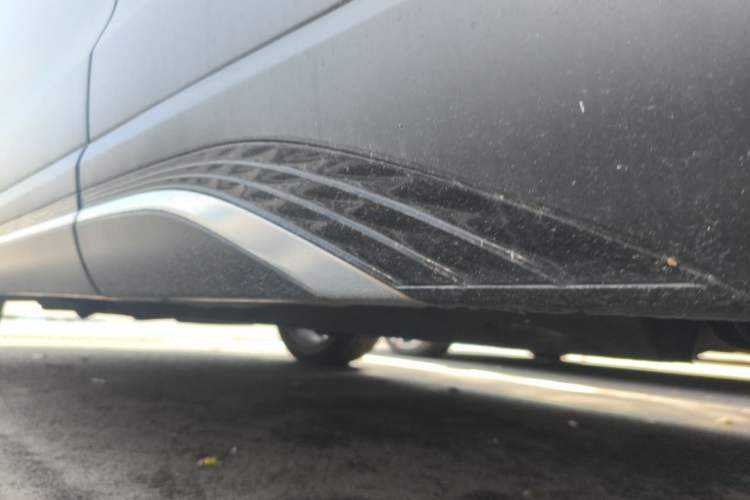 Used Hongqi HS5 2023 2.0T Four-Wheel Drive Flagship Pro Edition Chassis Rear Left