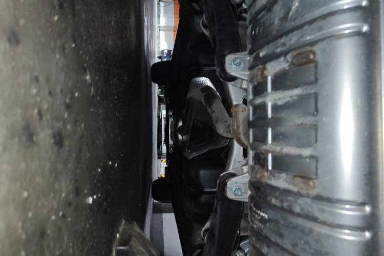 Used Hongqi HS5 2023 2.0T Qixiang Pro Edition Chassis Rear