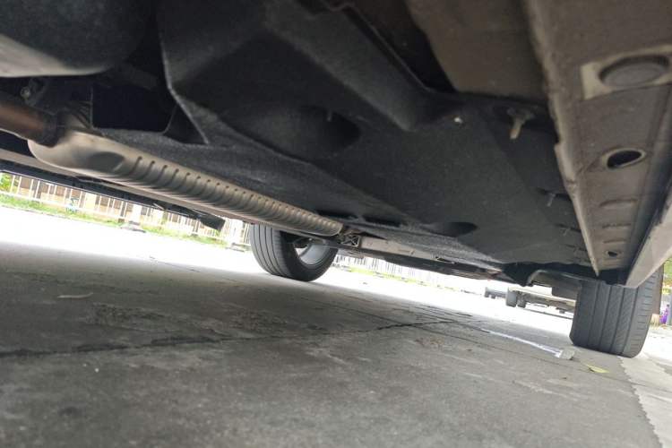 Used Hongqi HS5 2023 2.0T Four-Wheel Drive Flagship Pro Edition Chassis Rear Right