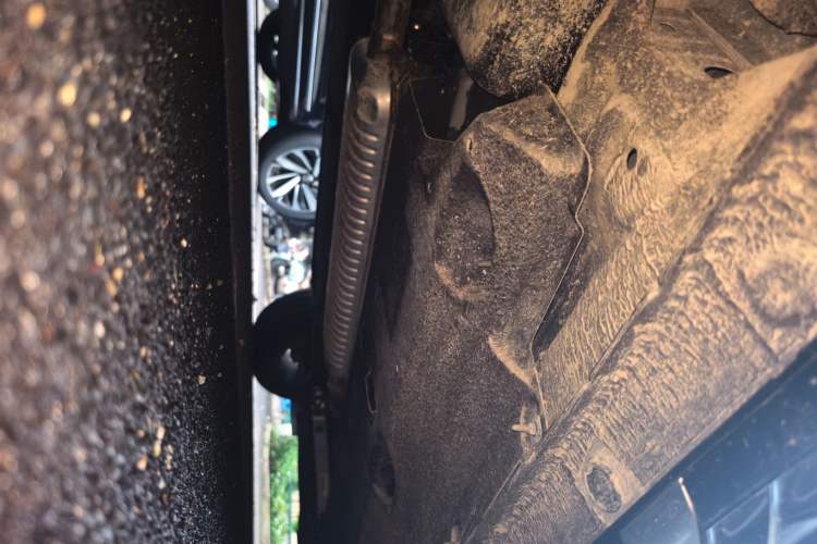 Used Hongqi HS5 2023 2.0T Qixiang Pro Edition Chassis Rear Right