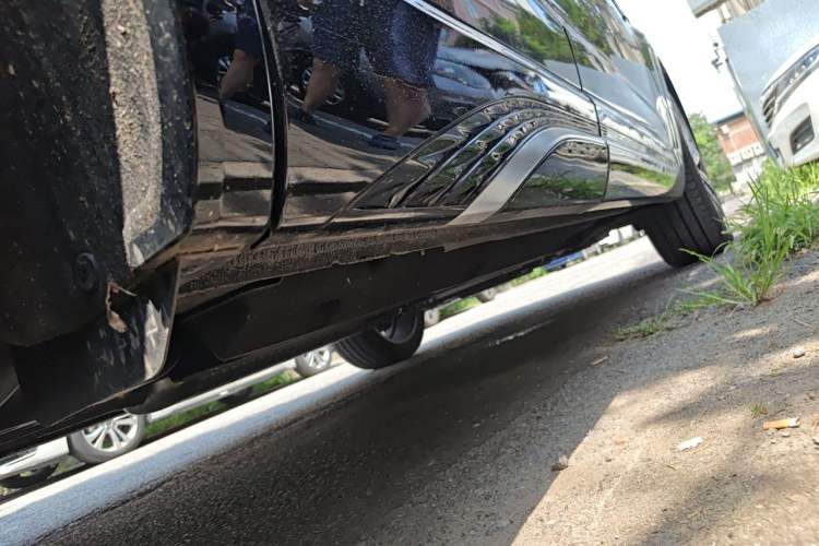Used Hongqi HS5 2023 2.0T Four-Wheel Drive Flagship Pro Edition Chassis Rear Right